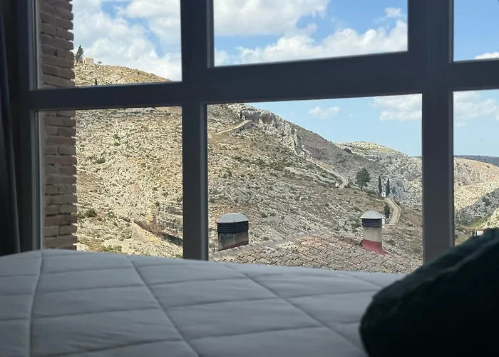 Apartamentos BocairentHomes, en pleno centro de Bocairent, con pequeña piscina y parking privado